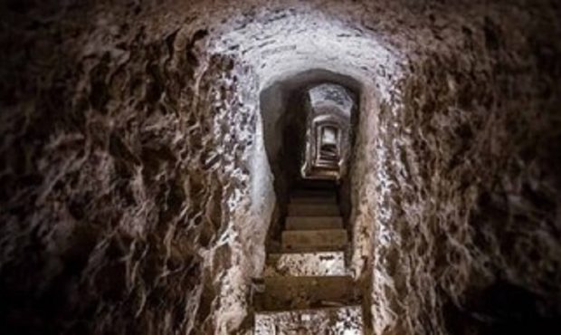عکس/ کشف اتفاقی تونل‌های ترسناک ۱۸۰۰ ساله در نزدیکی اسفراین