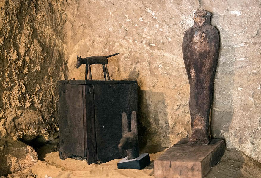 کشف مقبره ۴۵۰۰ ساله کاهن معبد آمون و همسرش در مصر