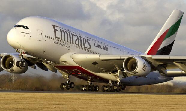 ویدئو/ تیک آف هیجان انگیز شبانه ایرباس A380 بزرگترین هواپیمای جهان