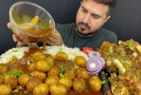 ویدئو/ غذا خوردن صدادار؛ خوردن ۳۰ تخم مرغ پخته با چلو مرغ توسط یک جوان پاکستانی
